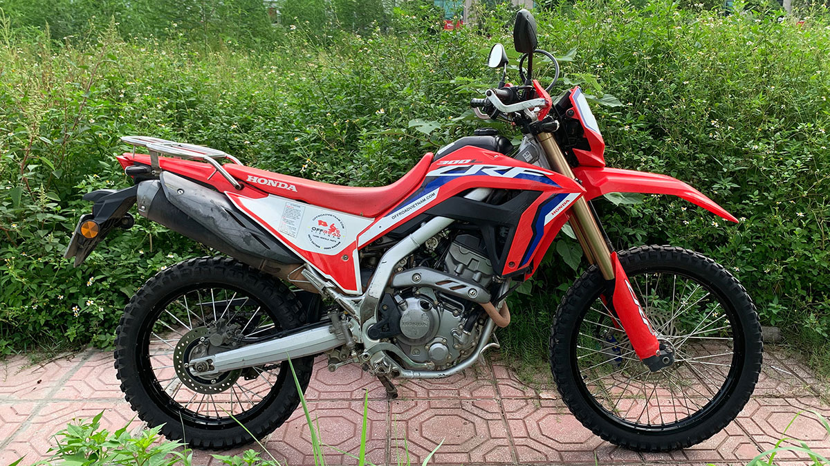 Vietnam Off-road Motorbike Rent In Hanoi: Honda dirt bike CRF300L