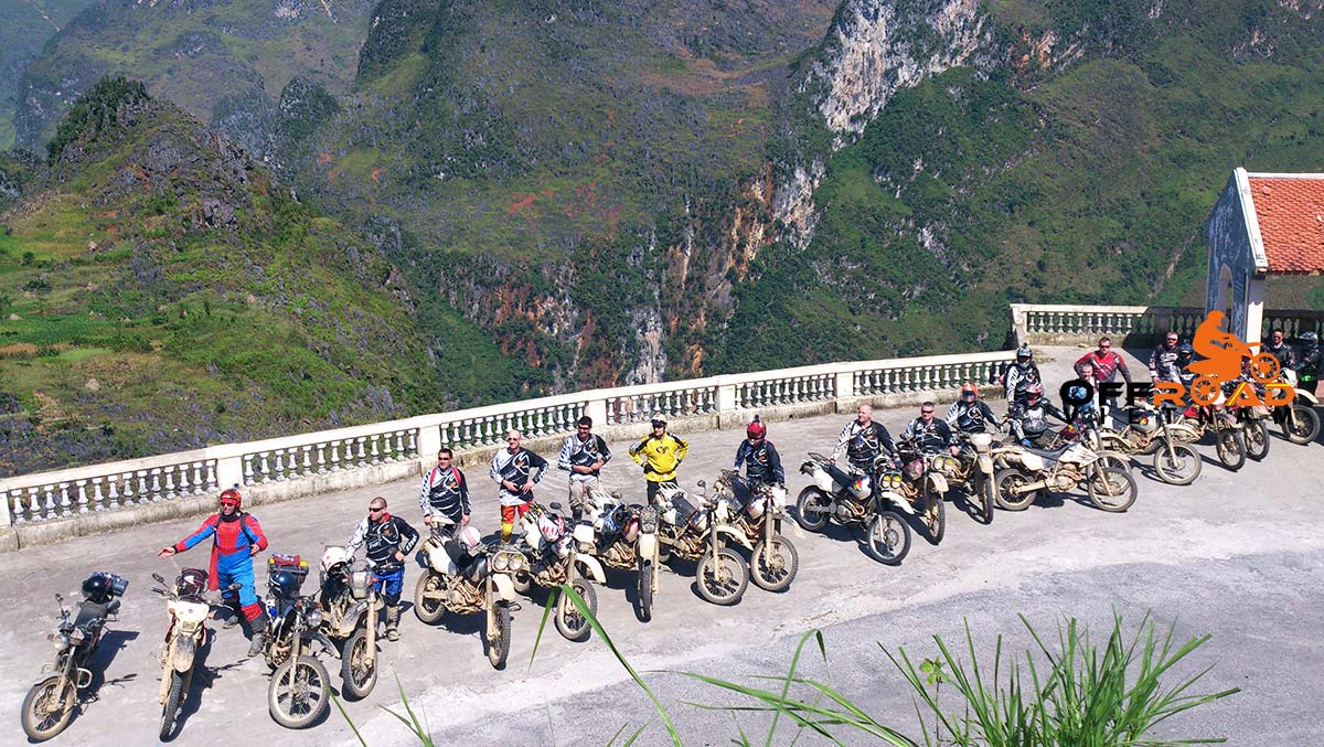 Hanoi Motorcycle Rentals: Honda enduro dual sport XR 250cc Vietnam Offroad provides. Vietnam Off-road Motorbike Tours - Hanoi motorbikes for rent