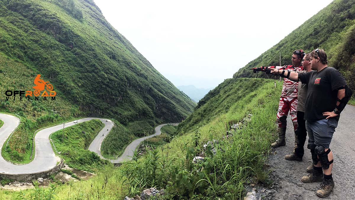 Vietnam Off-road Motorbike Tours - Ha Giang In 6 Days. Snake way.