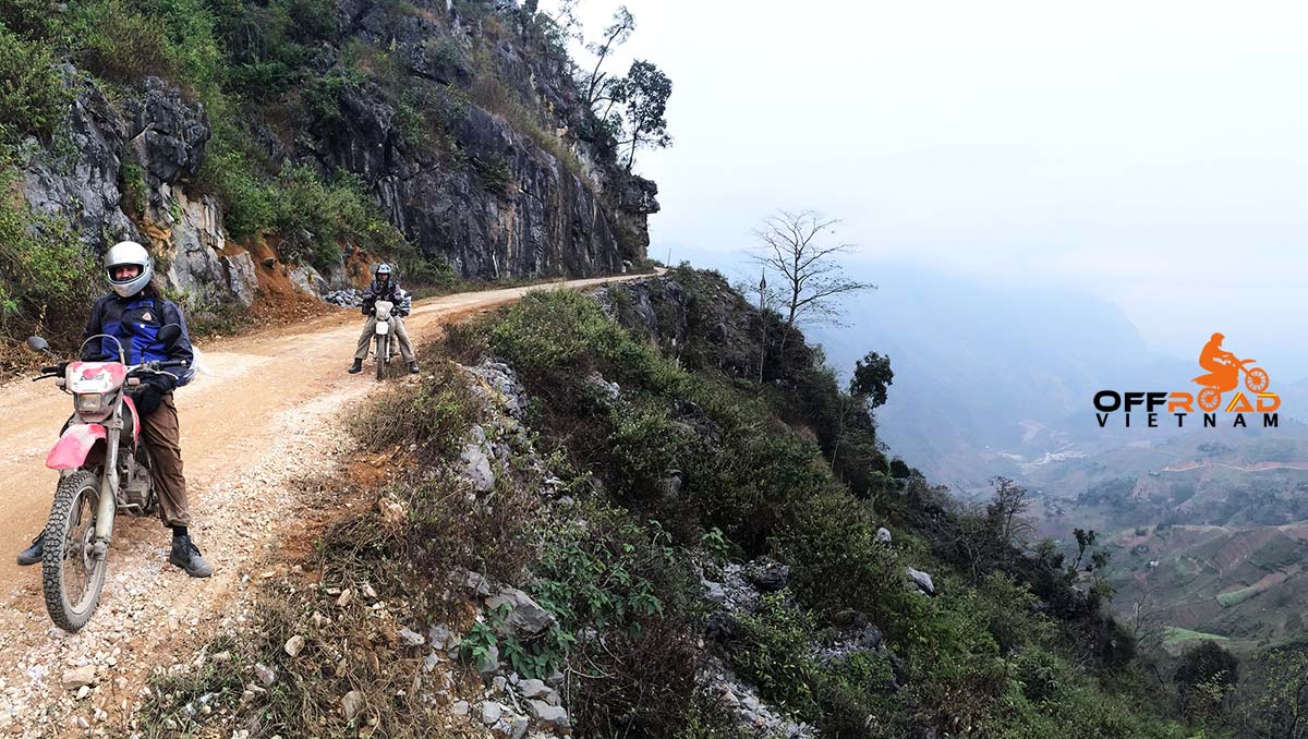 Ho Chi Minh trail road motorbike tours in 7 days. Hanoi to Hoi An.
