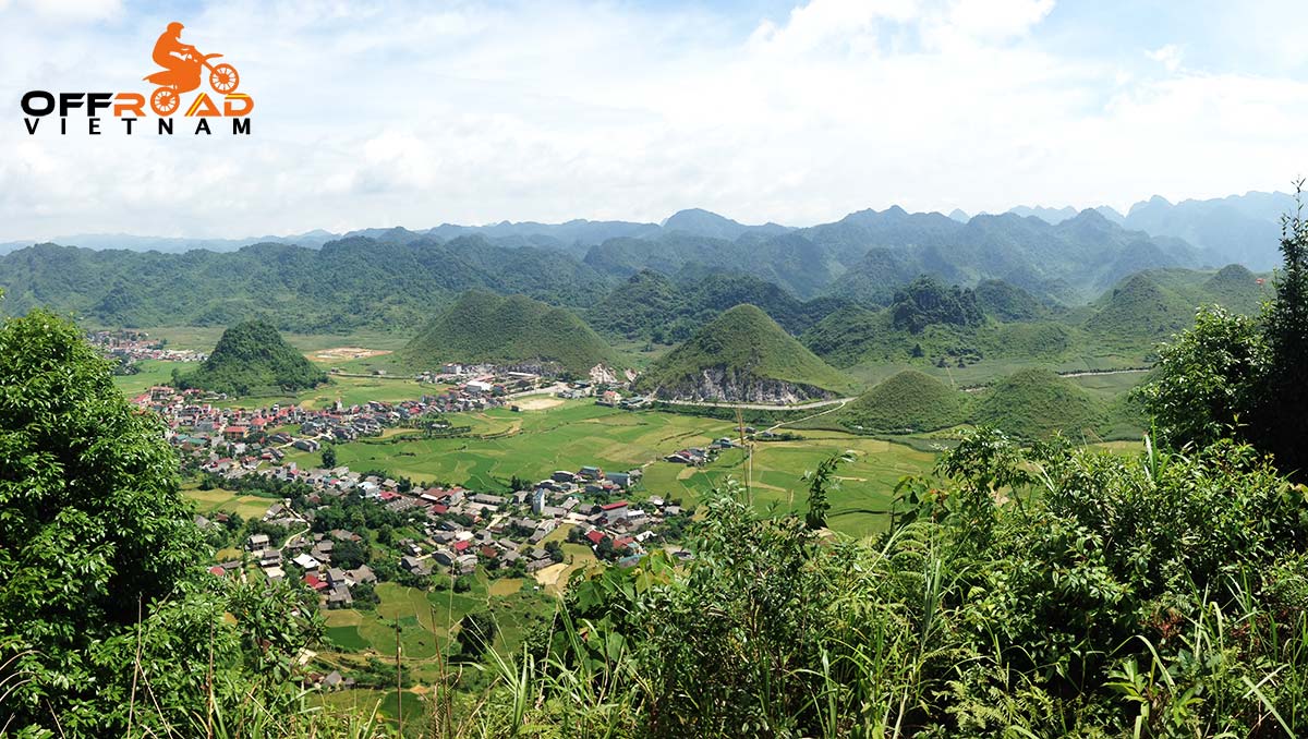 Ha Giang off road motorcycle tours. Vietnam Off-road Motorbike Tours - Ha Giang In 9 Days in Quan Ba.